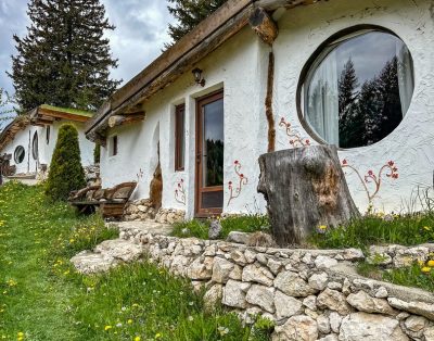 Odai din Plai – Case tradiționale construite cu mâna noastra